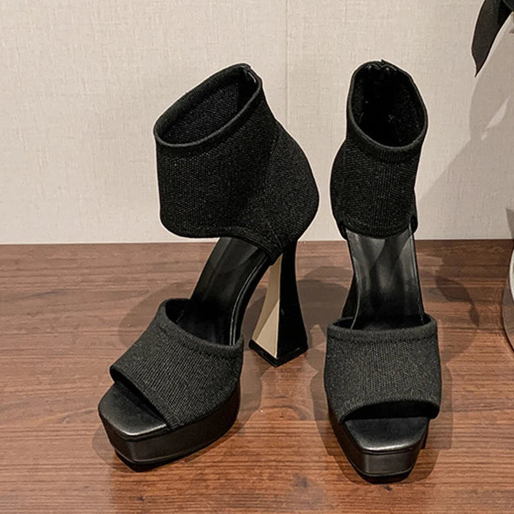 Polished Heels with an Effortless Classic Look