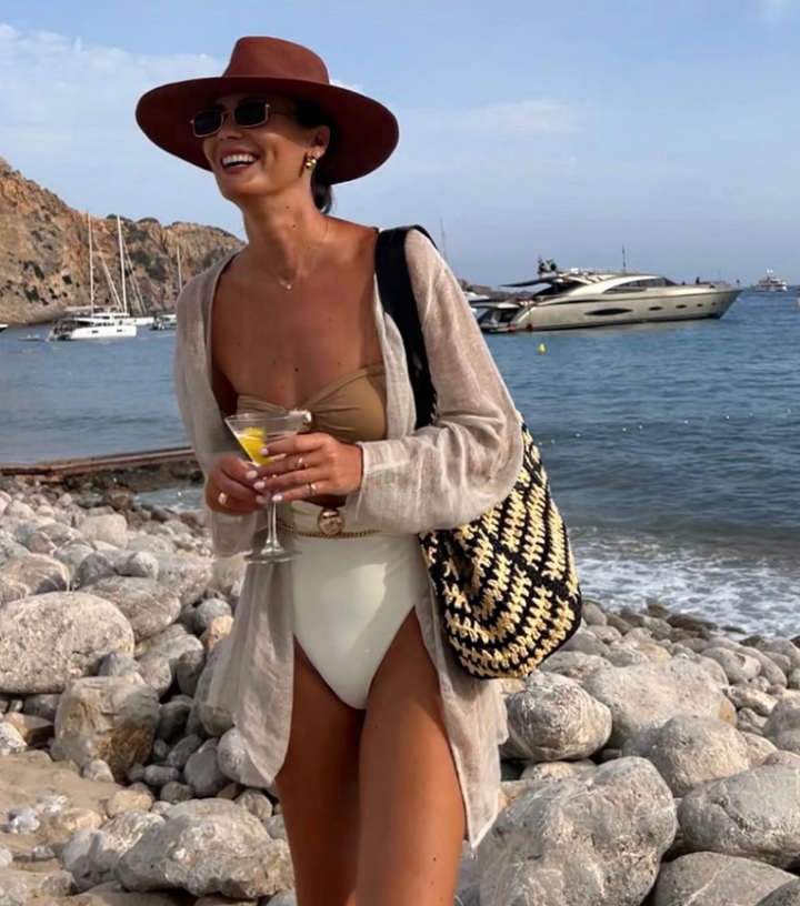 Color Block Cutout One Piece Swimsuit and sarong