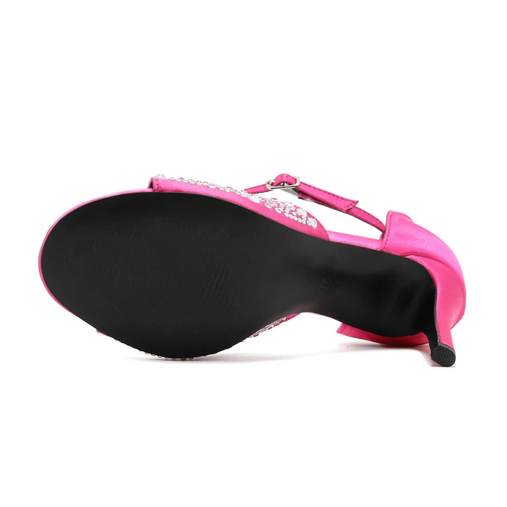 Beautifully Finished Heels in a Timeless Design