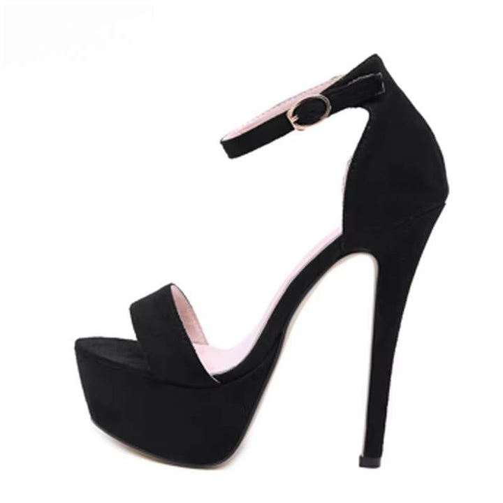 Effortlessly Elegant Heels with a Timeless Design