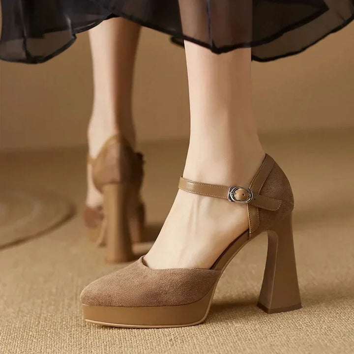 Celeste - Elegant Pumps