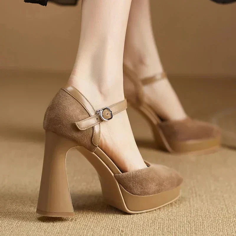 Celeste - Elegant Pumps