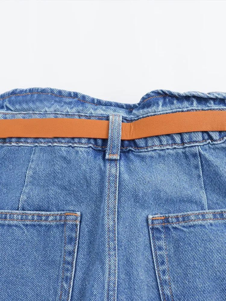 Light Wash High-Waist Frayed-Hem Denim Shorts