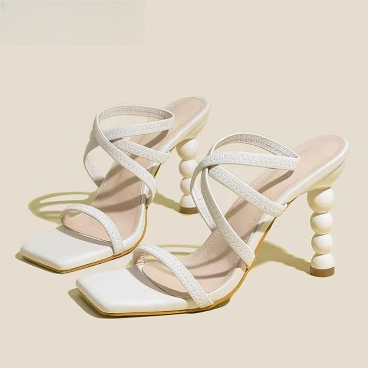 Effortlessly Elegant Heels with a Timeless Design