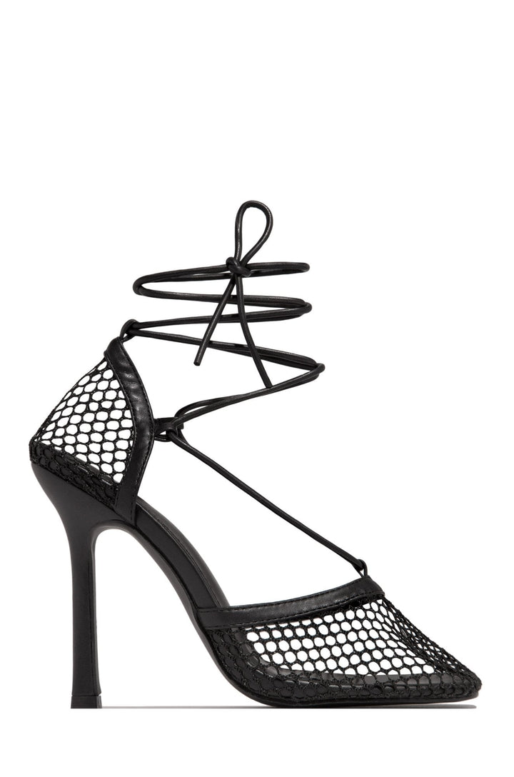 Effortlessly Elegant Heels with a Timeless Design