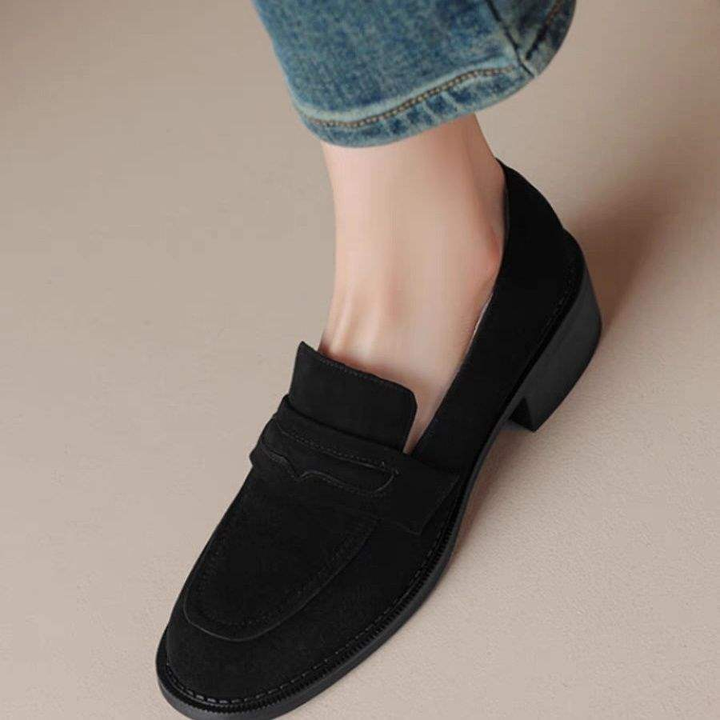 Jasmine: Timeless Vintage Loafers with Classic Charm