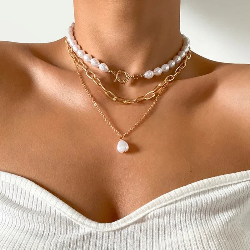 Vintage Pearl Necklace in Multi-Layer Design